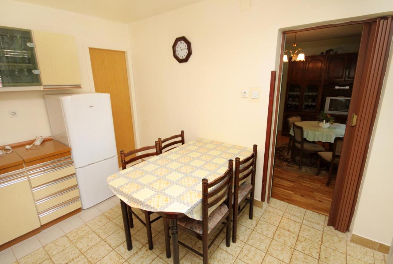 Apartments With A Parking Space Senj - 5572 エクステリア 写真