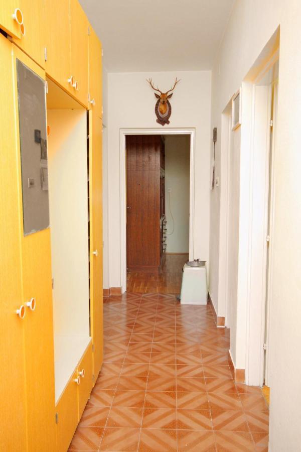 Apartments With A Parking Space Senj - 5572 エクステリア 写真